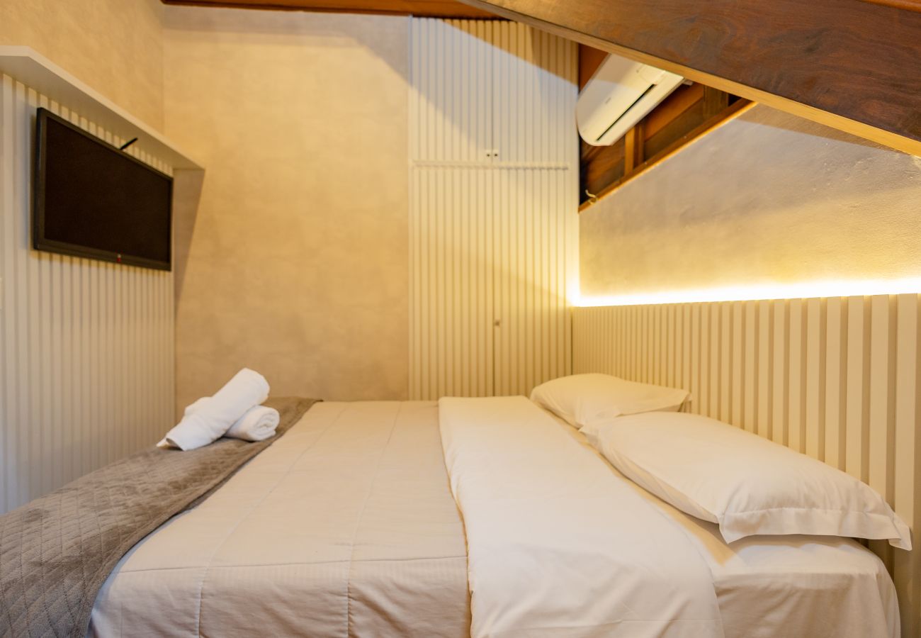 Apartamento em Gramado - Cobertura 4 suítes no coração de Gramado!