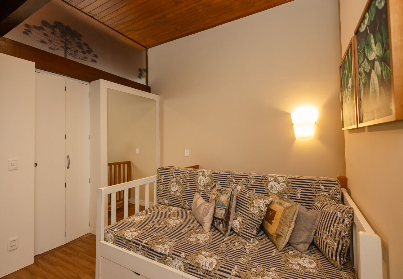 Apartamento em Gramado - Cobertura 4 suítes no coração de Gramado!