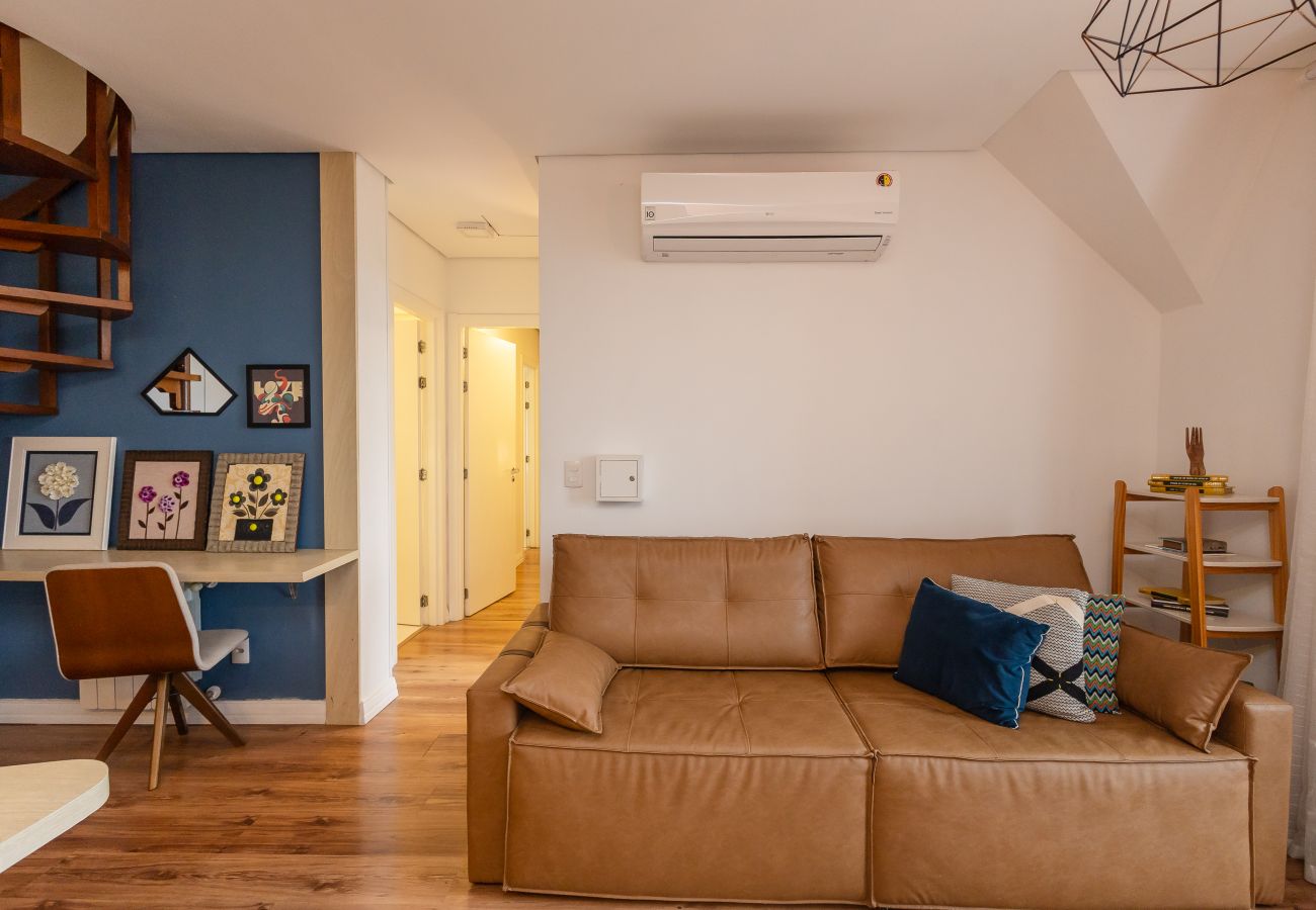 Apartamento em Gramado - Dúplex 4 quartos-3 suítes-4 ban, 350 m rua coberta