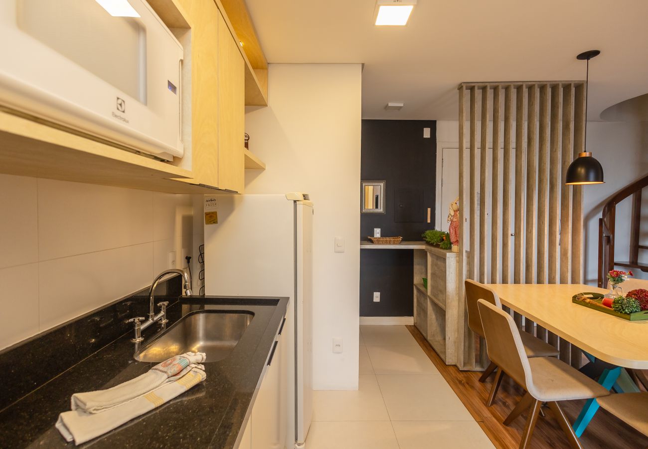 Apartamento em Gramado - Dúplex 4 quartos-3 suítes-4 ban, 350 m rua coberta