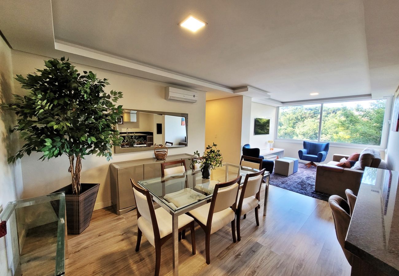 Apartamento em Gramado - Apto 2 suítes Alto Padrão a 500 m da Rua Coberta