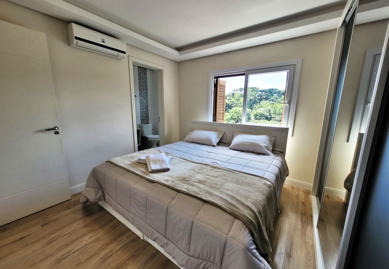 Apartamento em Gramado - Apto 2 suítes Alto Padrão a 500 m da Rua Coberta