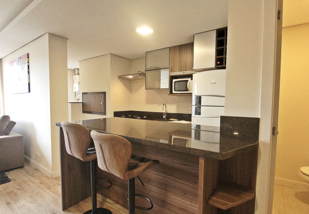 Apartamento em Gramado - Apto 2 suítes Alto Padrão a 500 m da Rua Coberta