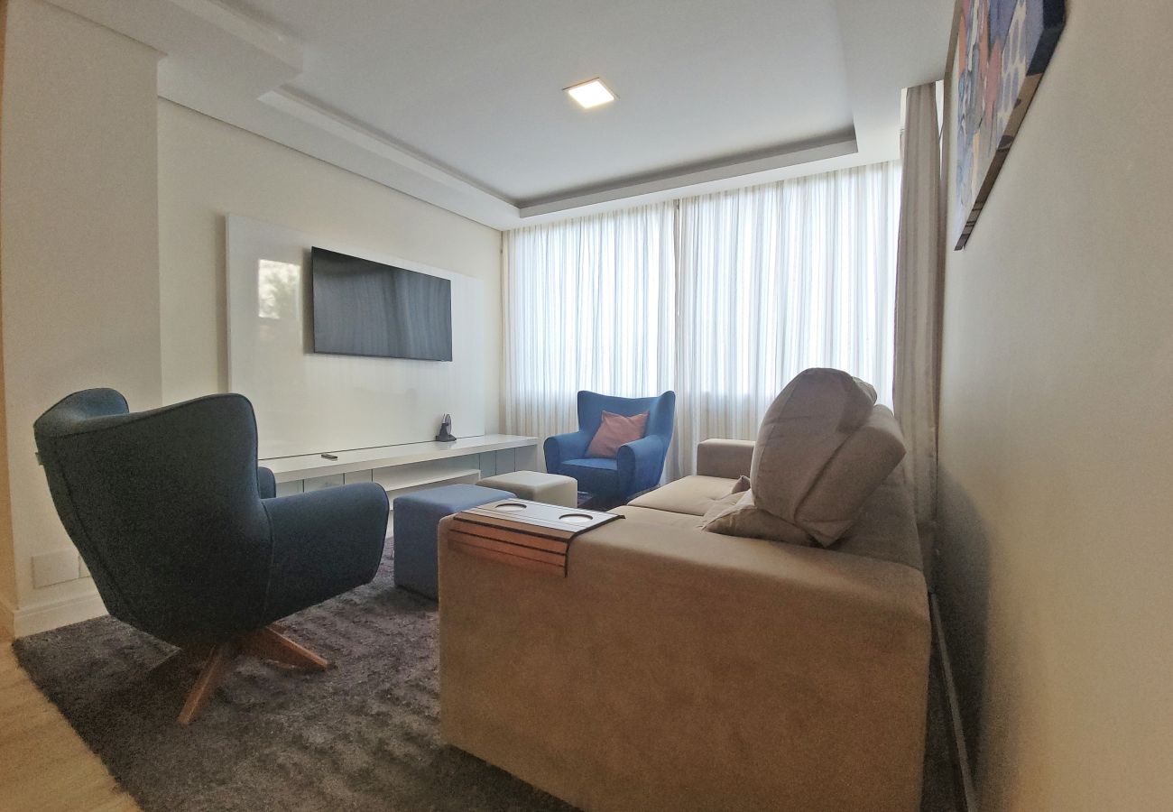 Apartamento em Gramado - Apto 2 suítes Alto Padrão a 500 m da Rua Coberta