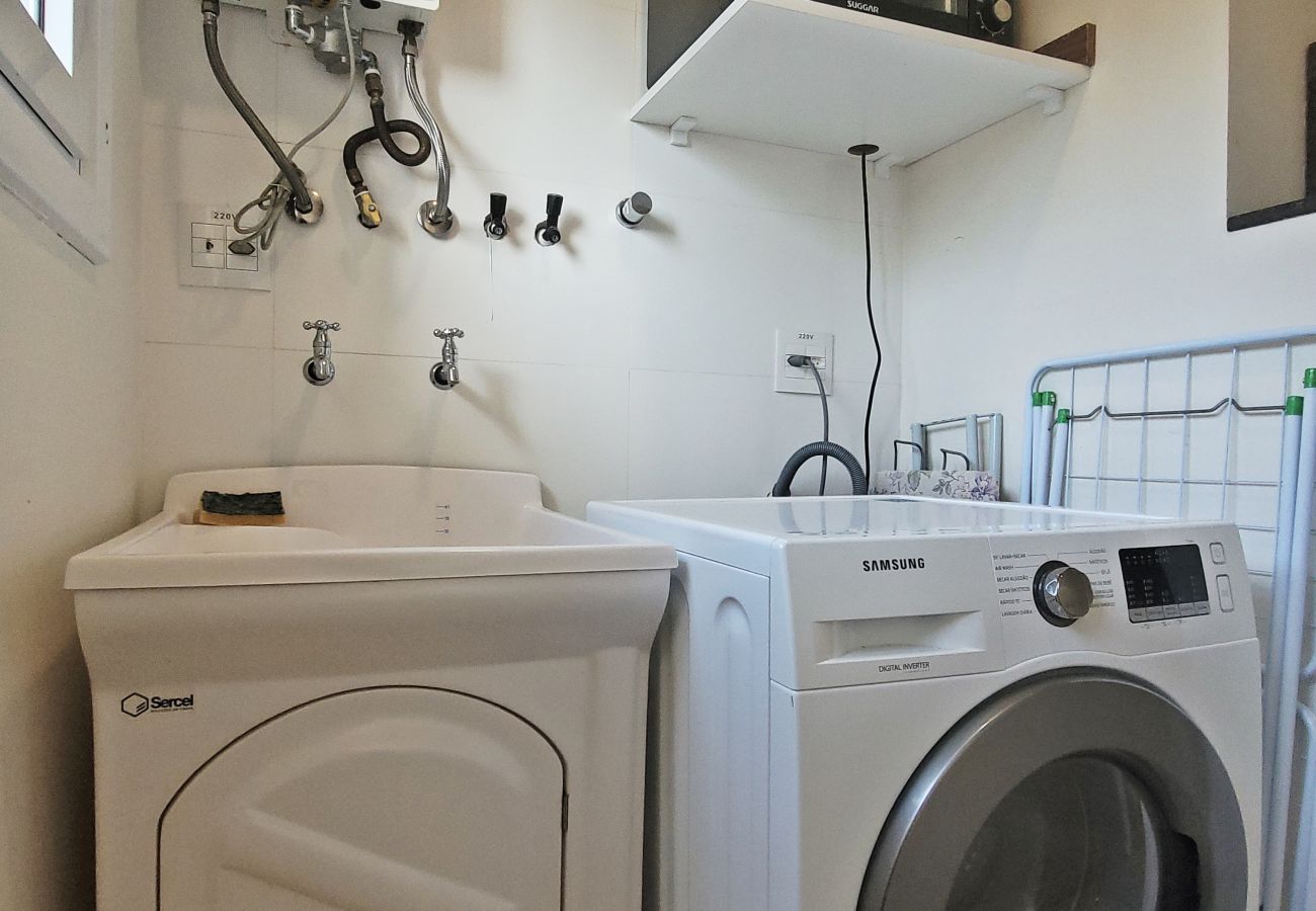 Apartamento em Gramado - Apto 2 suítes Alto Padrão a 500 m da Rua Coberta
