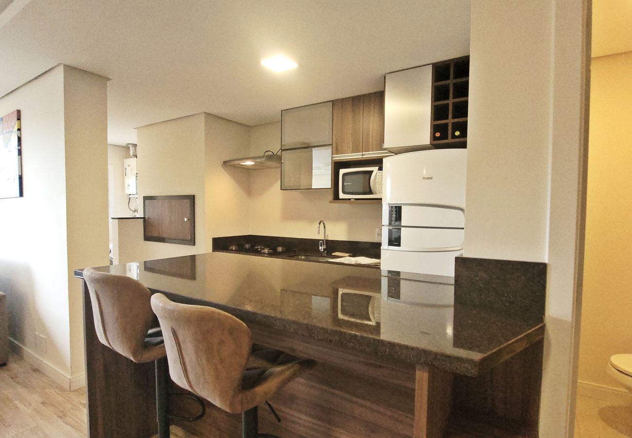 Apartamento em Gramado - Apto 2 suítes Alto Padrão a 500 m da Rua Coberta