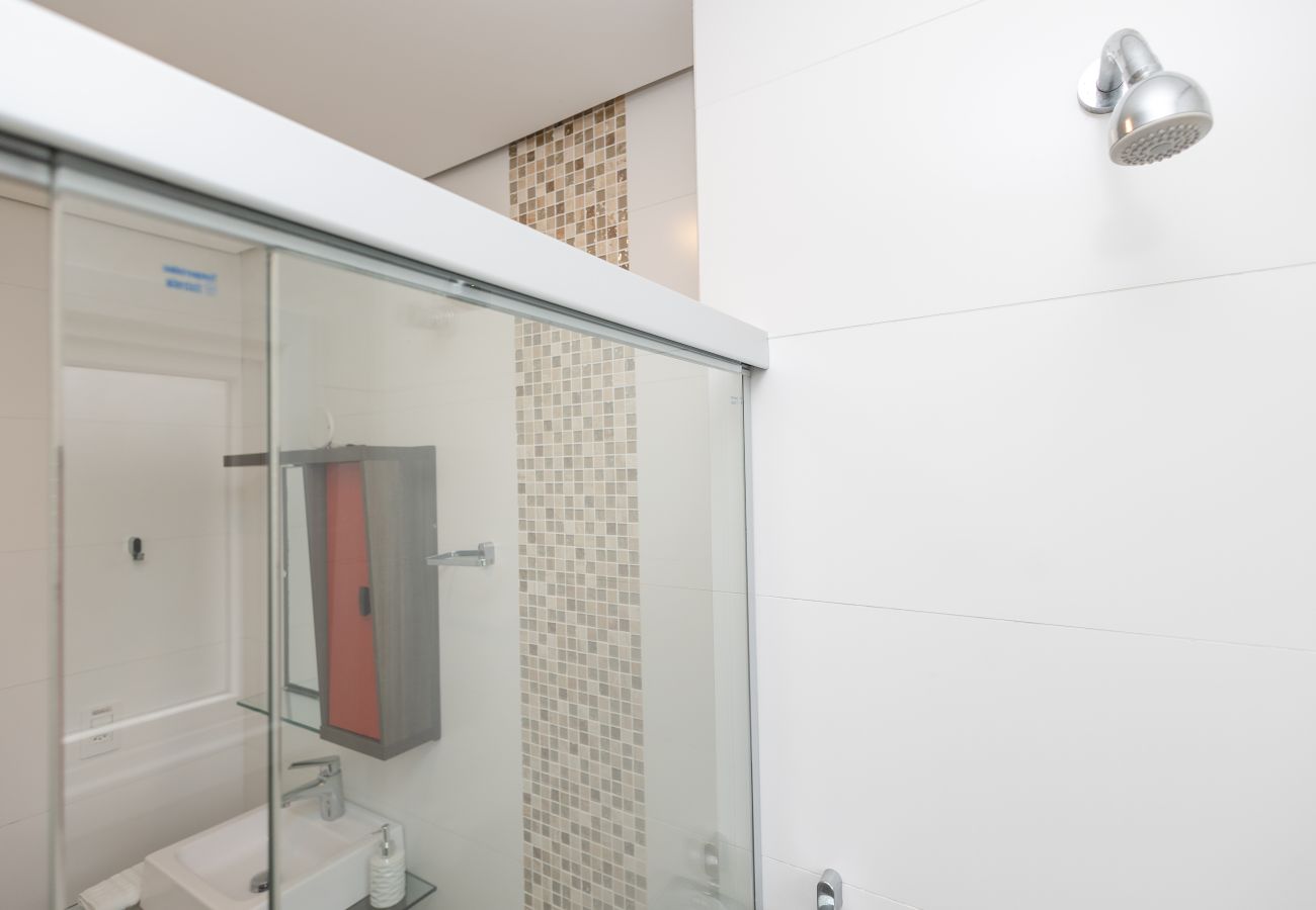 Apartamento em Gramado - Apto 2 suítes Alto Padrão a 500 m da Rua Coberta
