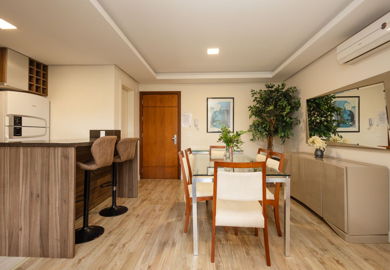 Apartamento em Gramado - Apto 2 suítes Alto Padrão a 500 m da Rua Coberta
