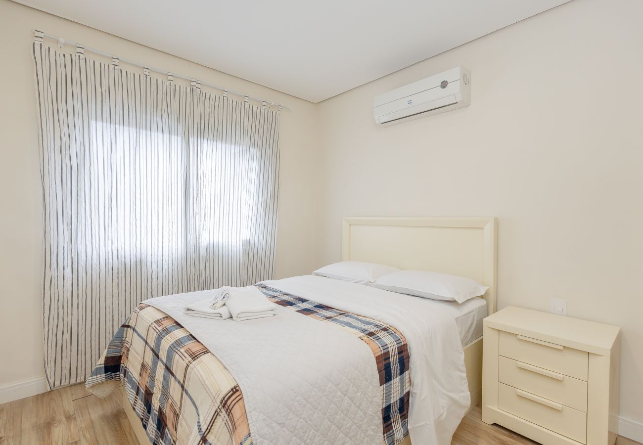 Apartamento em Gramado - Apto 2 suítes Alto Padrão a 500 m da Rua Coberta