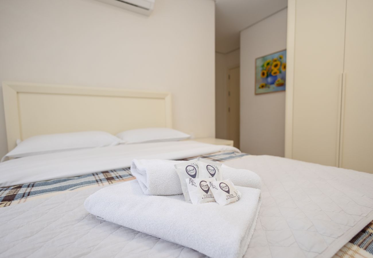Apartamento em Gramado - Apto 2 suítes Alto Padrão a 500 m da Rua Coberta