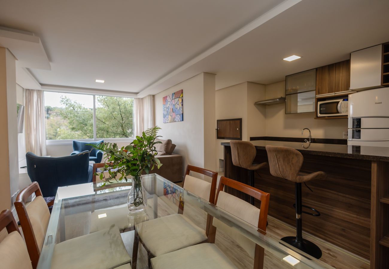 Apartamento em Gramado - Apto 2 suítes Alto Padrão a 500 m da Rua Coberta