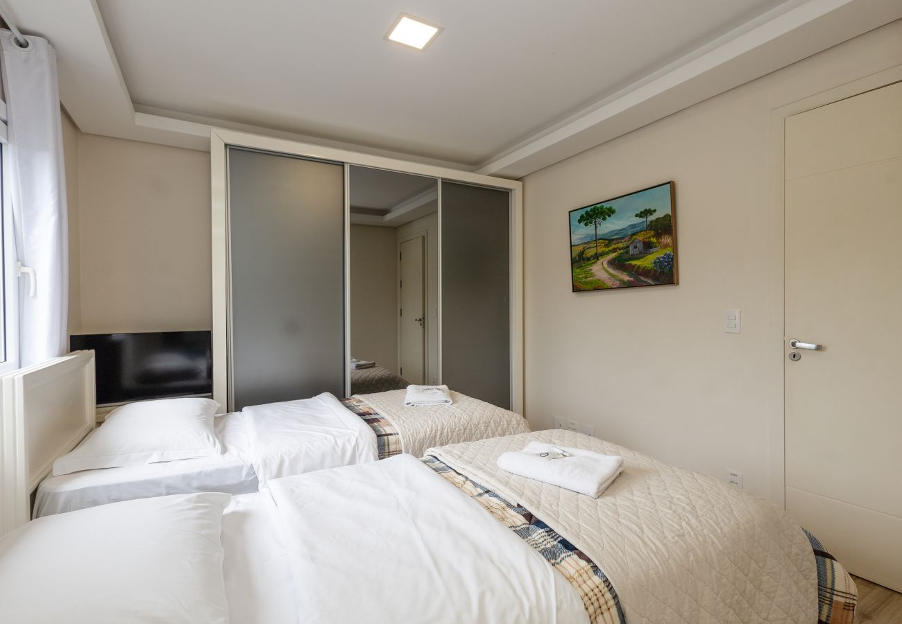 Apartamento em Gramado - Apto 2 suítes Alto Padrão a 500 m da Rua Coberta