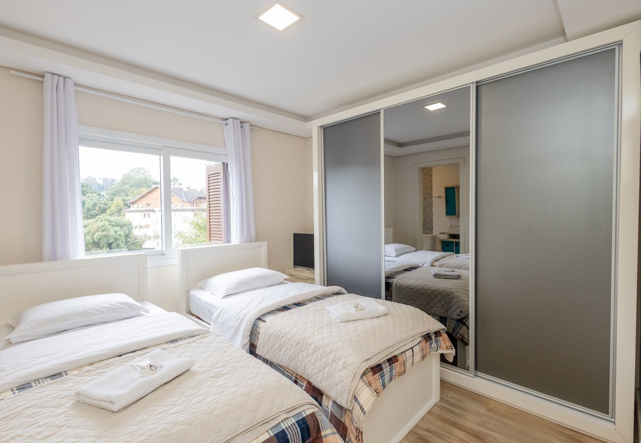 Apartamento em Gramado - Apto 2 suítes Alto Padrão a 500 m da Rua Coberta
