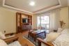 Apartamento em Gramado - Quatro Dormitórios (1 suíte) a 80 m da Rua Coberta