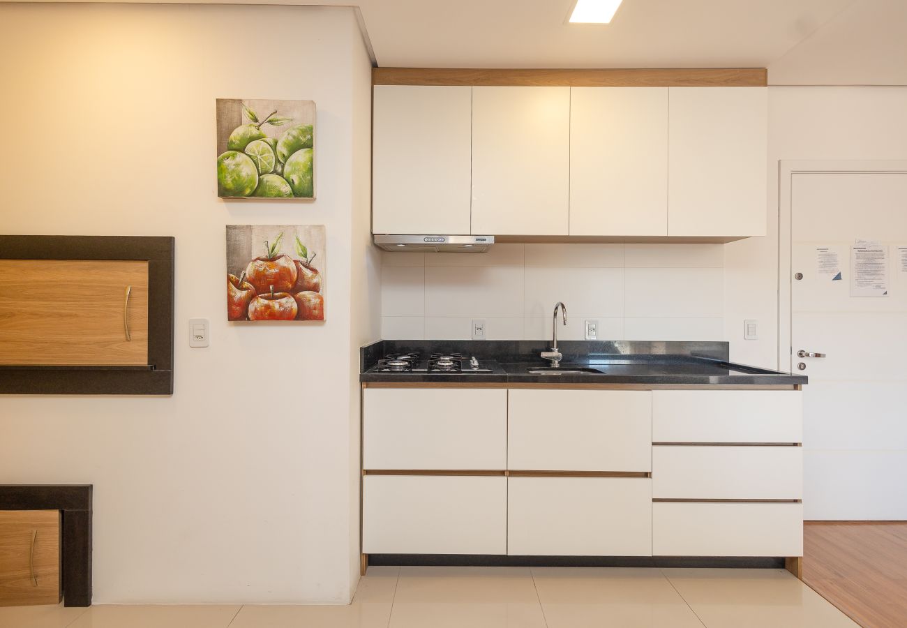 Apartamento em Gramado - Espaçoso Apto Alto Padrão 2 suítes junto ao centro