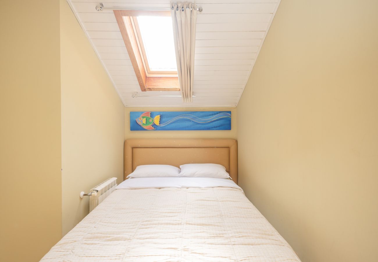 Apartamento em Gramado - Duplex 4D no coração de Gramado, 300m da R Coberta