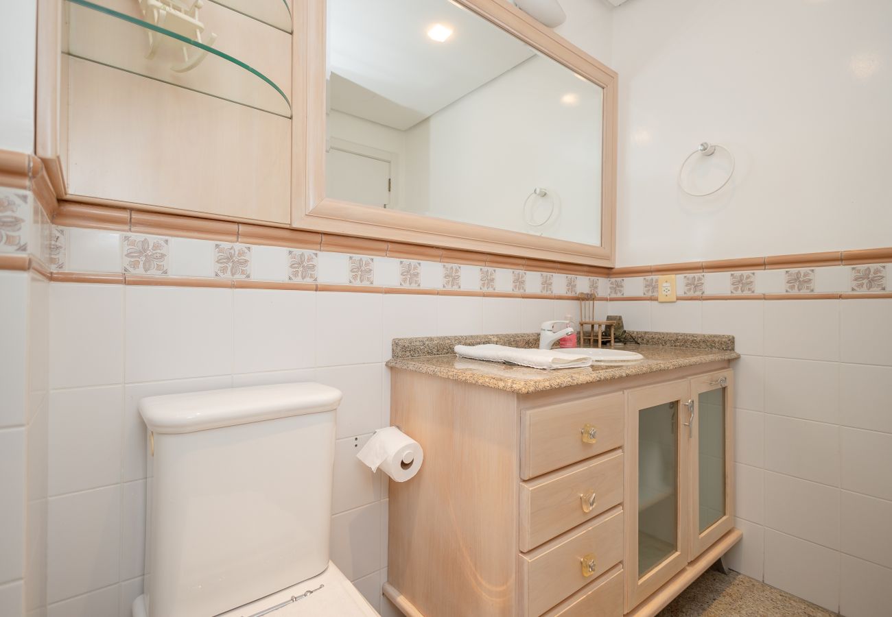 Apartamento em Gramado - Duplex 4D no coração de Gramado, 300m da R Coberta