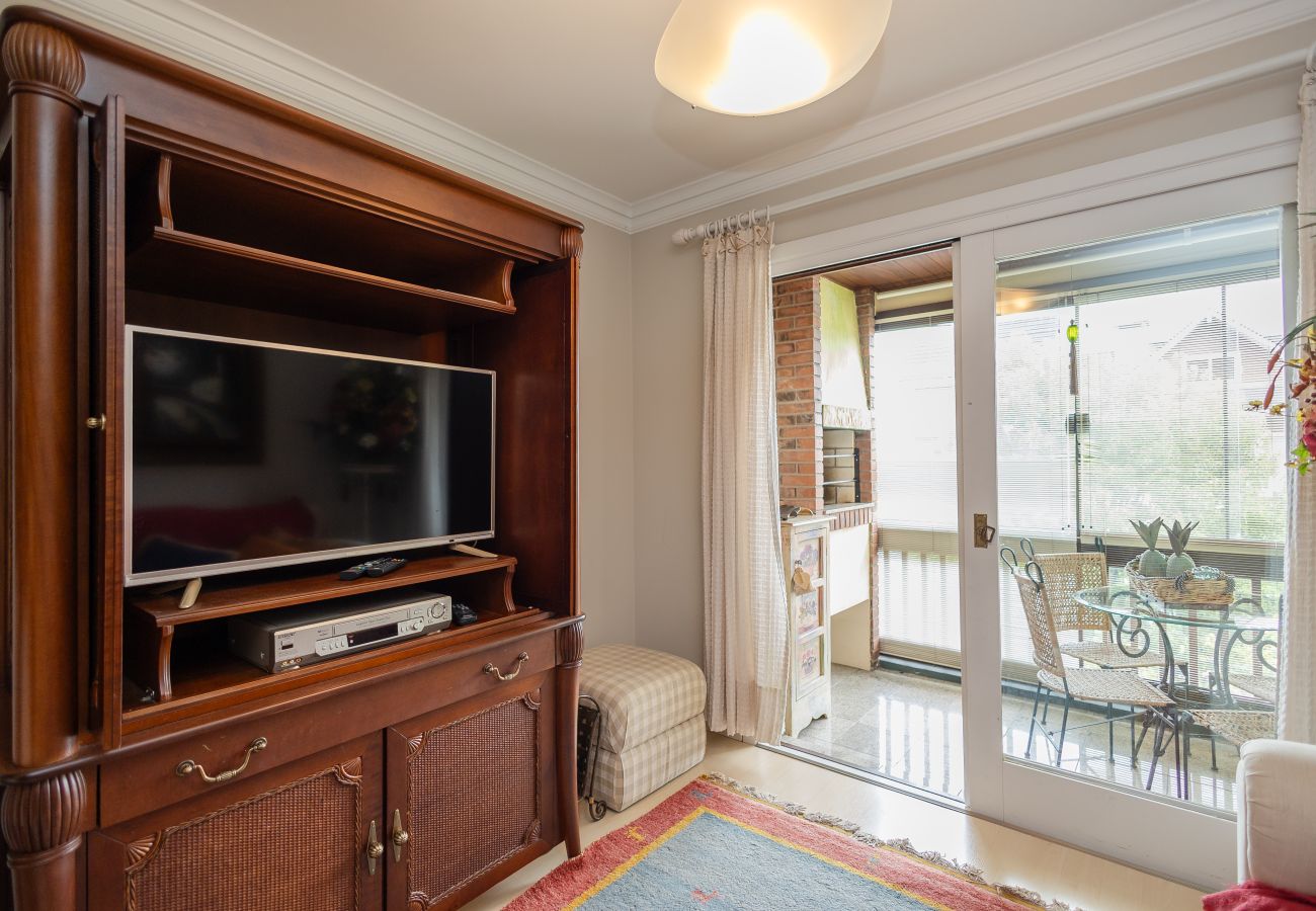 Apartamento em Gramado - Duplex 4D no coração de Gramado, 300m da R Coberta