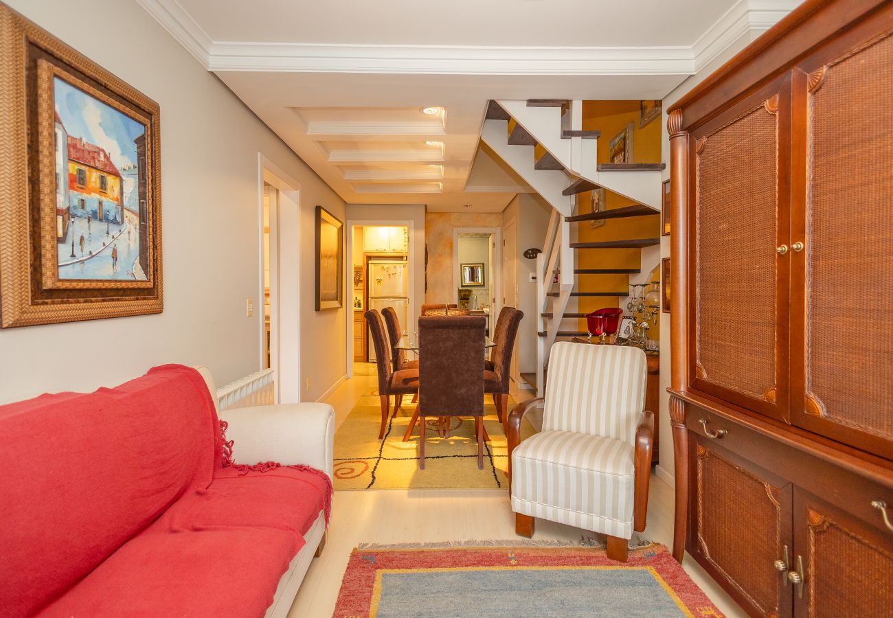 Apartamento em Gramado - Duplex 4D no coração de Gramado, 300m da R Coberta