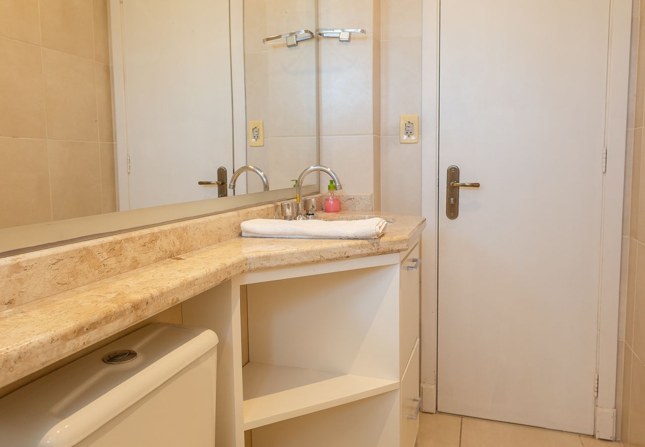 Apartamento em Gramado - Apto Di Positano 2D 1 suíte a 1km da R Coberta