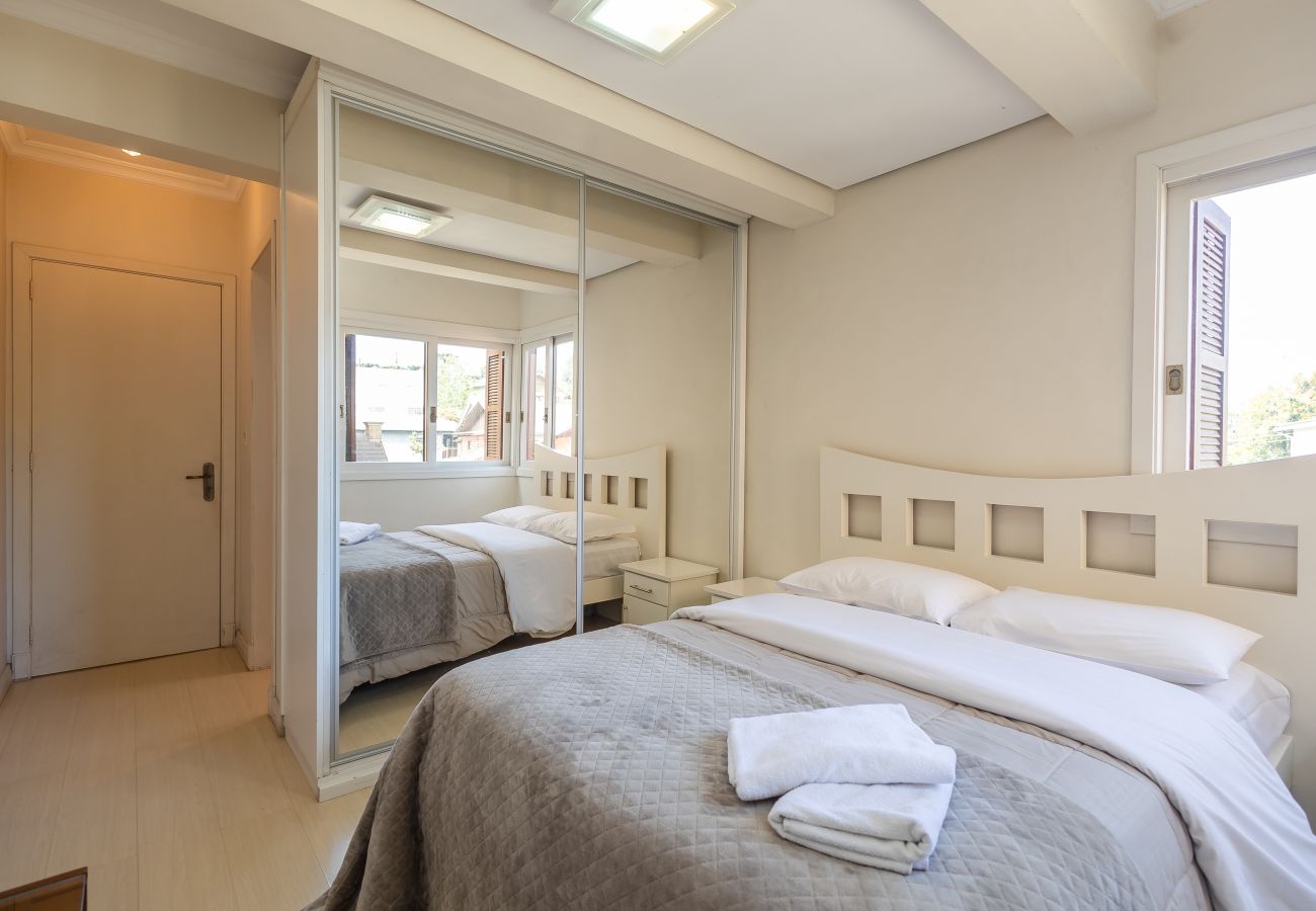 Apartamento em Gramado - Apto Di Positano 2D 1 suíte a 1km da R Coberta