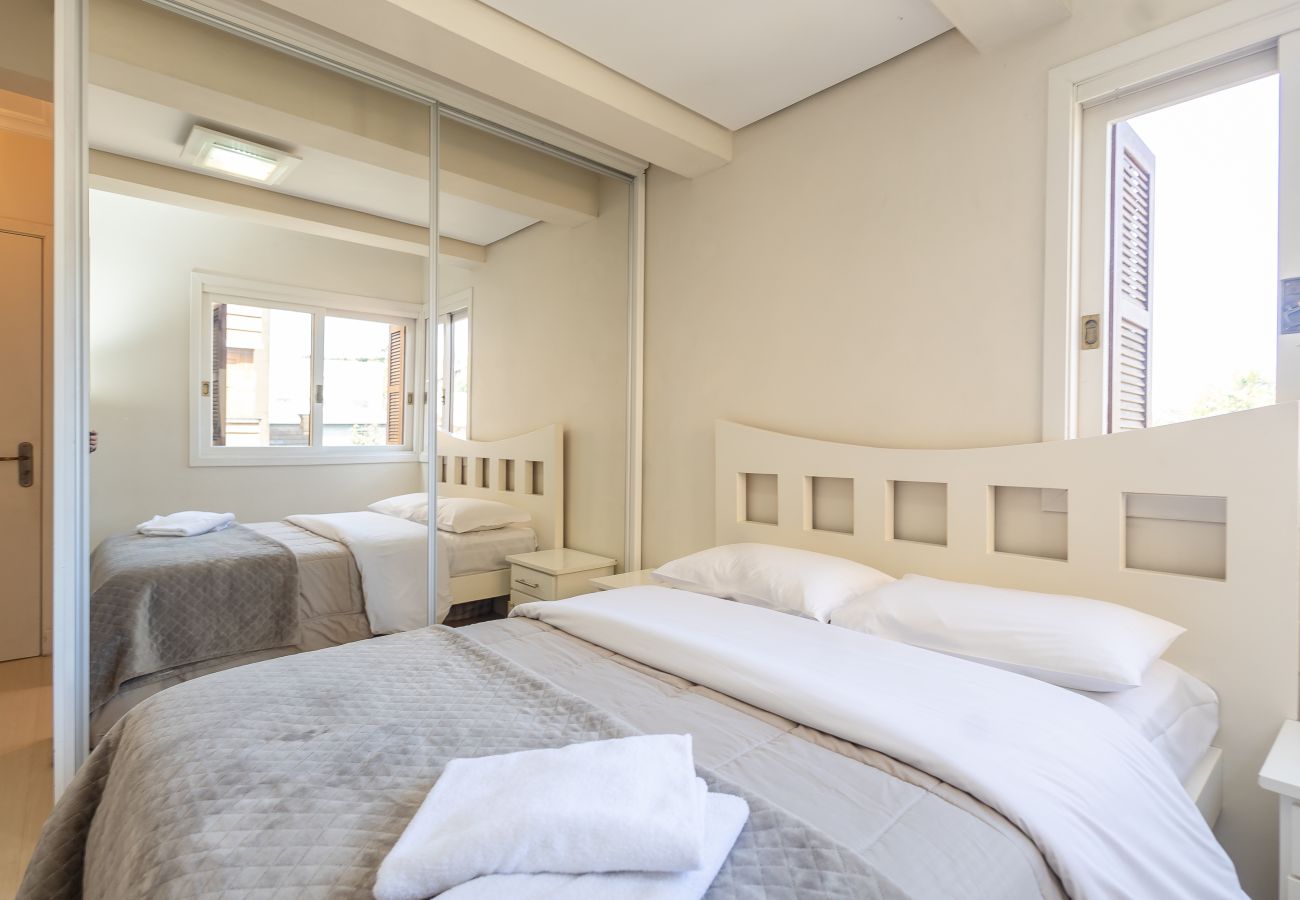 Apartamento em Gramado - Apto Di Positano 2D 1 suíte a 1km da R Coberta