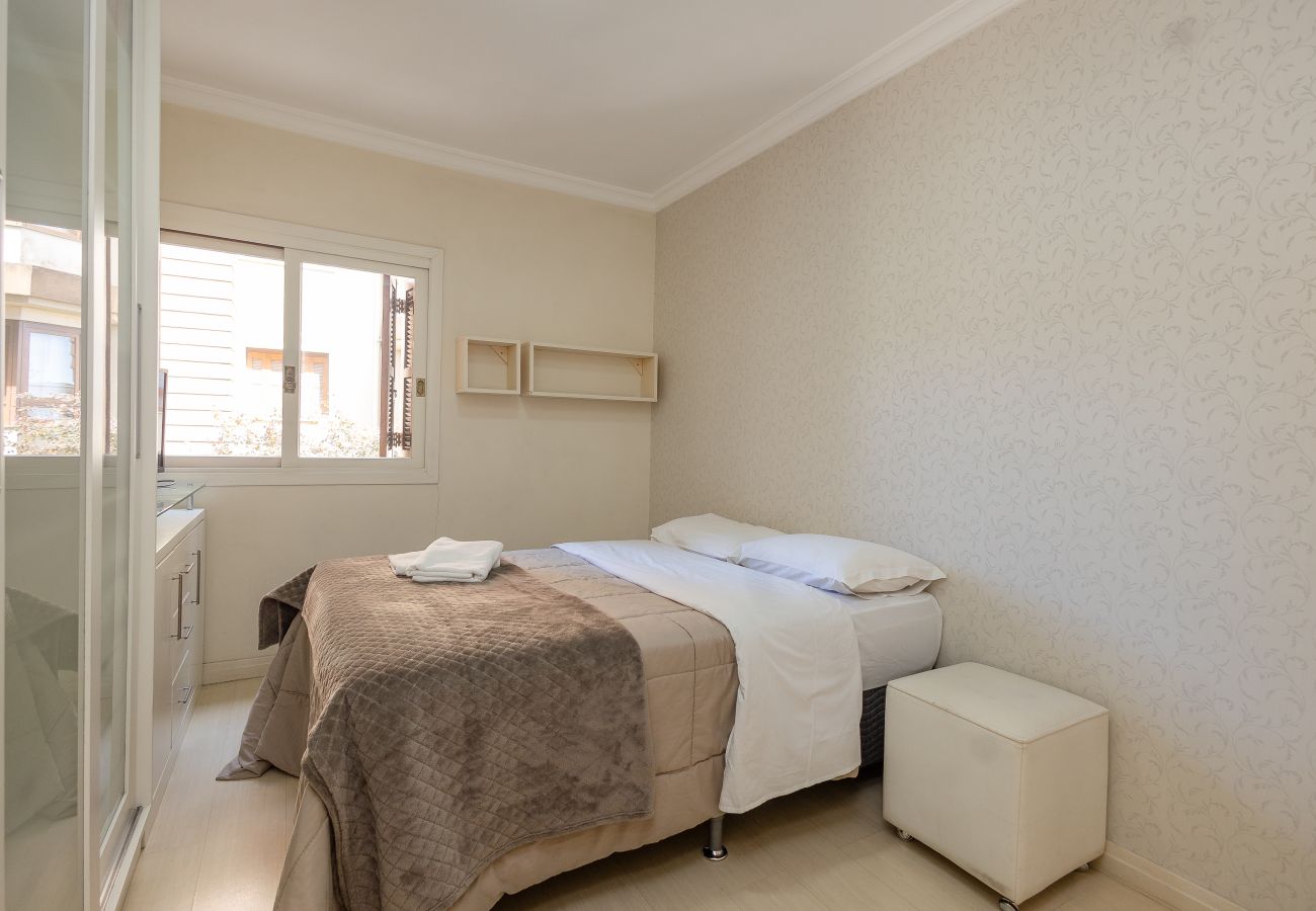 Apartamento em Gramado - Apto Di Positano 2D 1 suíte a 1km da R Coberta