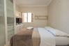 Apartamento em Gramado - Apto Di Positano 2D 1 suíte a 1km da R Coberta