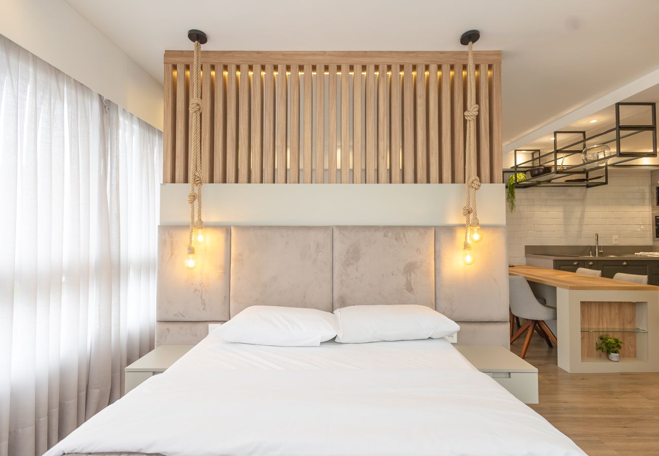 Apartamento em Gramado - Estúdio Moderno na Rua 24h, a 600m da Rua Coberta