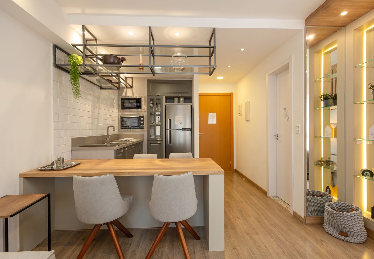 Apartamento em Gramado - Estúdio Moderno na Rua 24h, a 600m da Rua Coberta