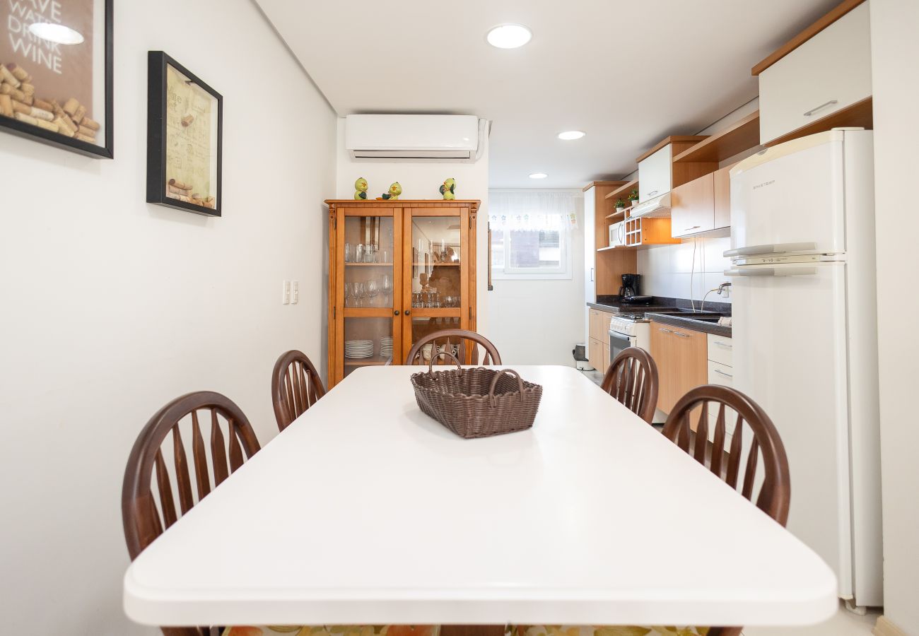 Apartamento em Gramado - Apto Amplo 3D (1 suíte), a 400m da R Coberta!