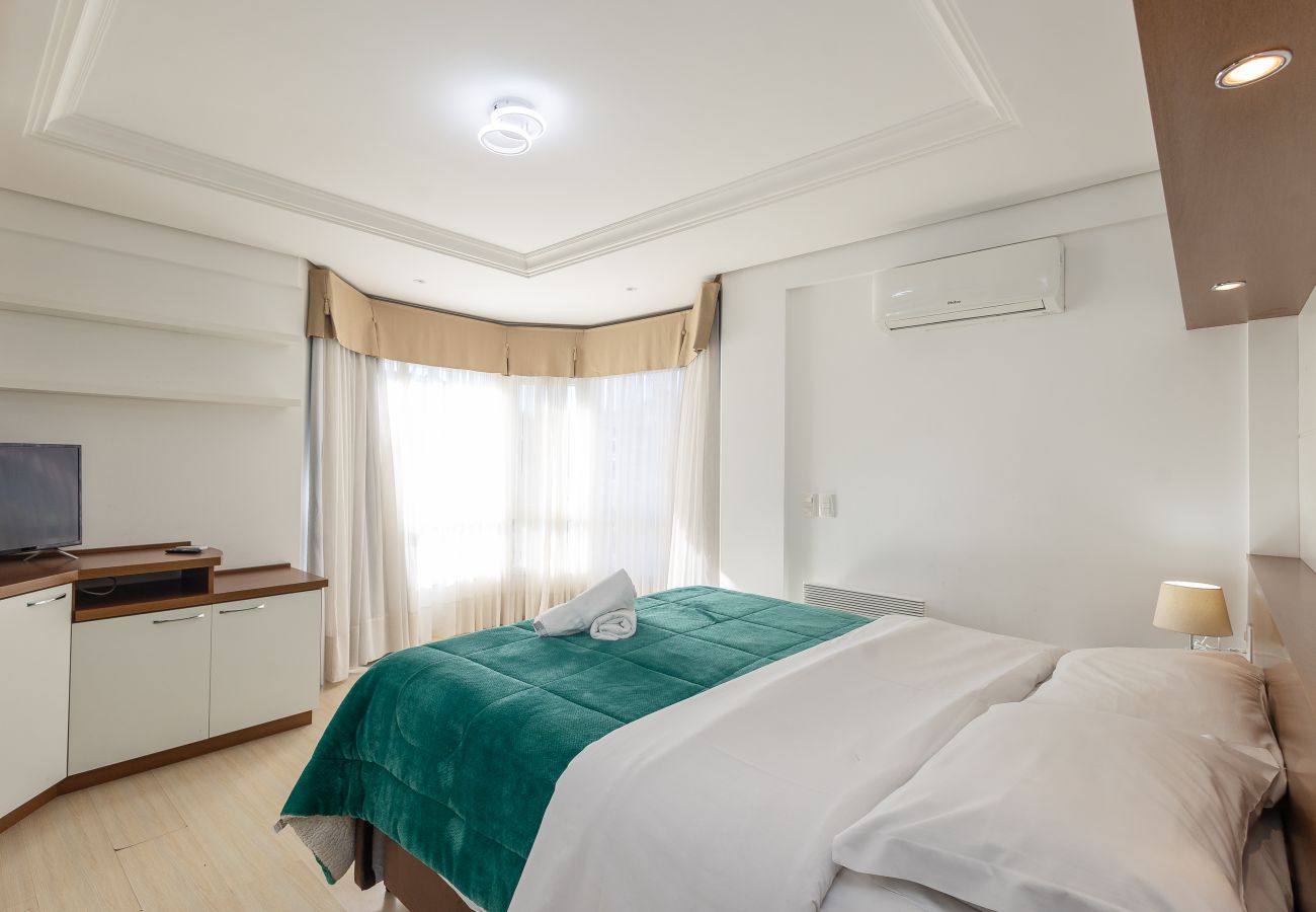 Apartamento em Gramado - Apto Amplo 3D (1 suíte), a 400m da R Coberta!