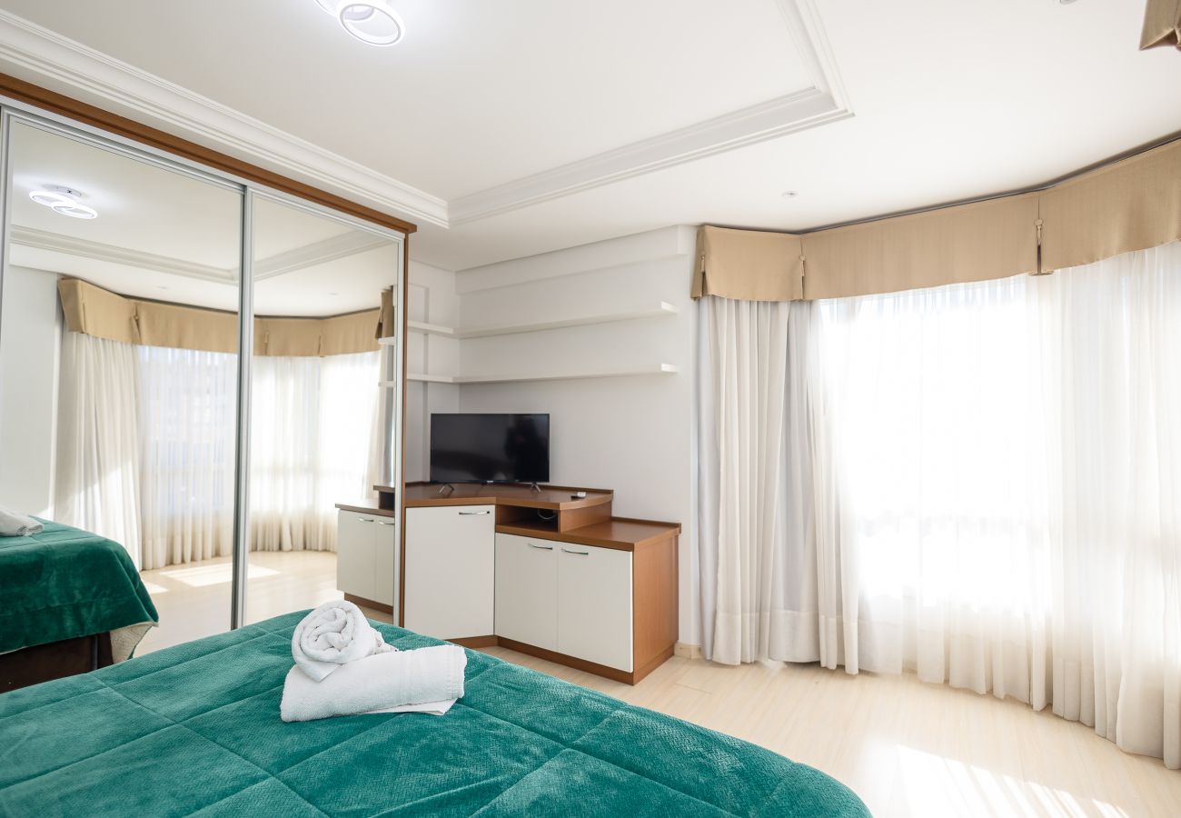Apartamento em Gramado - Apto Amplo 3D (1 suíte), a 400m da R Coberta!