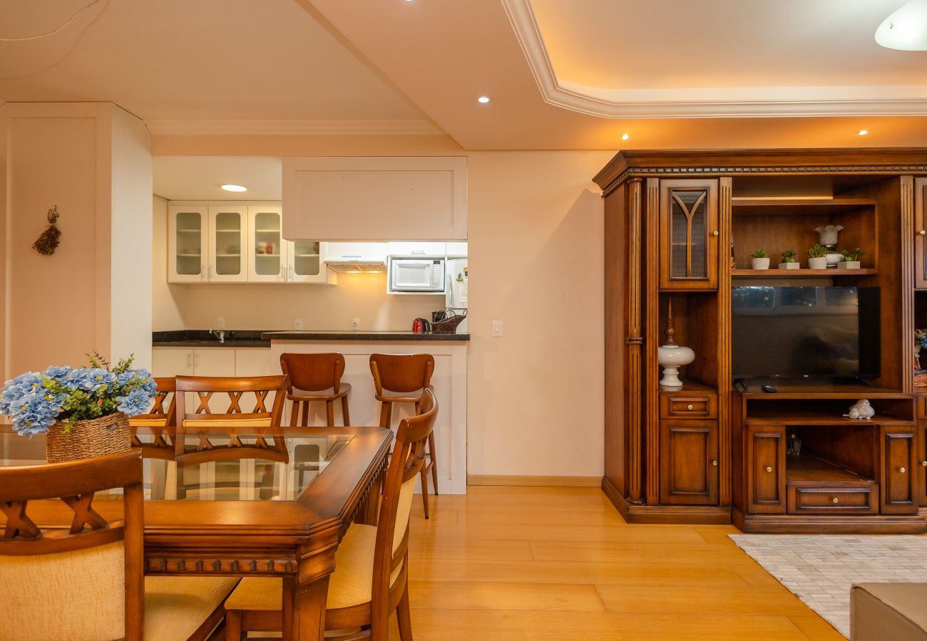 Apartamento em Gramado - Apto 2 dormitórios (1 suíte) junto ao centro
