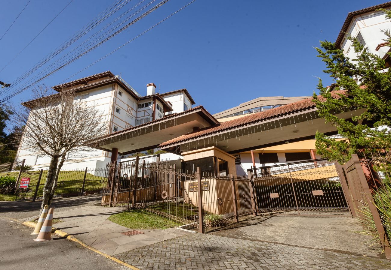 Apartamento em Gramado - Apto 2 dormitórios (1 suíte) junto ao centro