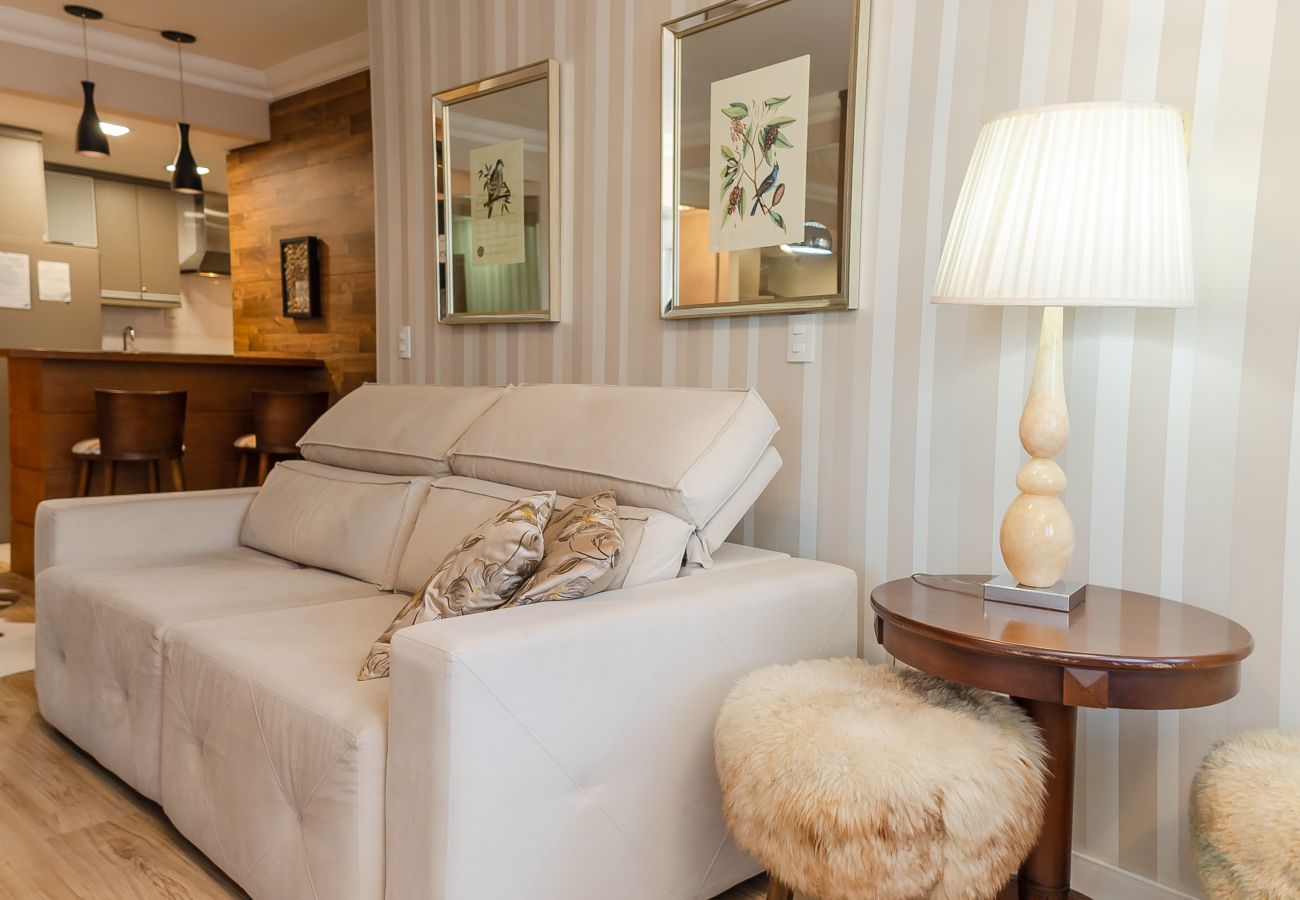 Apartamento em Gramado - Alto Padrão 2 dorm (1 suíte), a 150 m da R Coberta