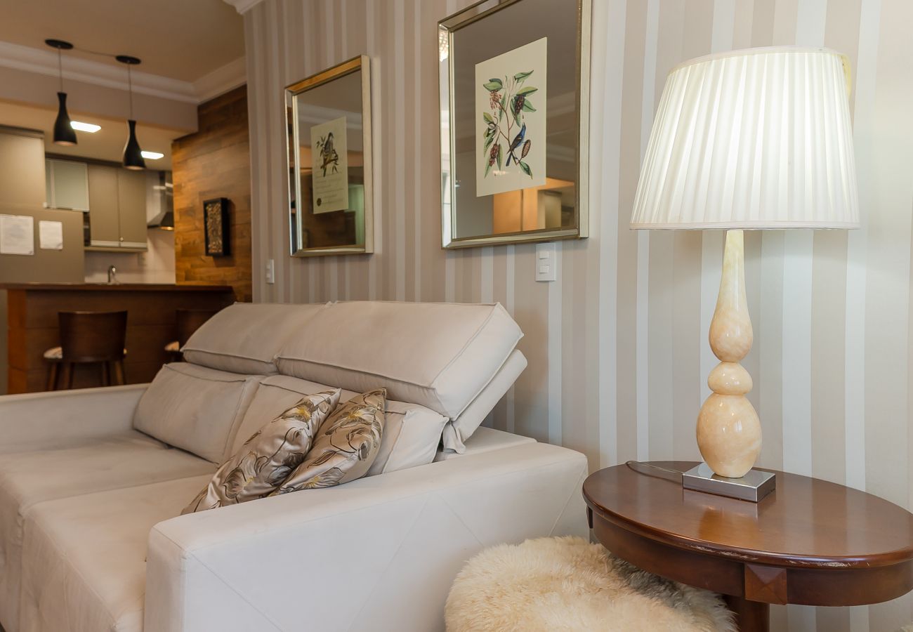 Apartamento em Gramado - Alto Padrão 2 dorm (1 suíte), a 150 m da R Coberta