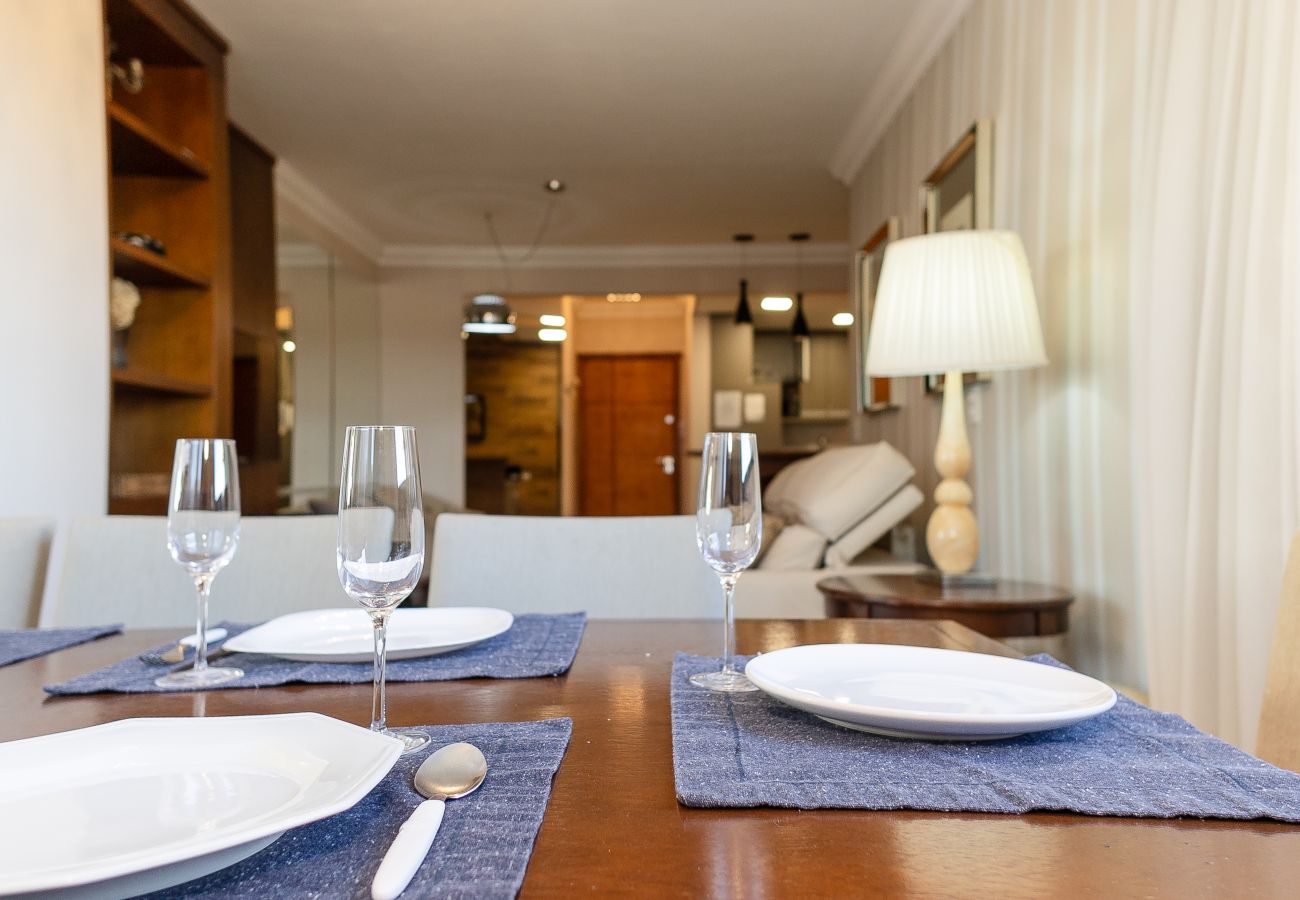 Apartamento em Gramado - Alto Padrão 2 dorm (1 suíte), a 150 m da R Coberta