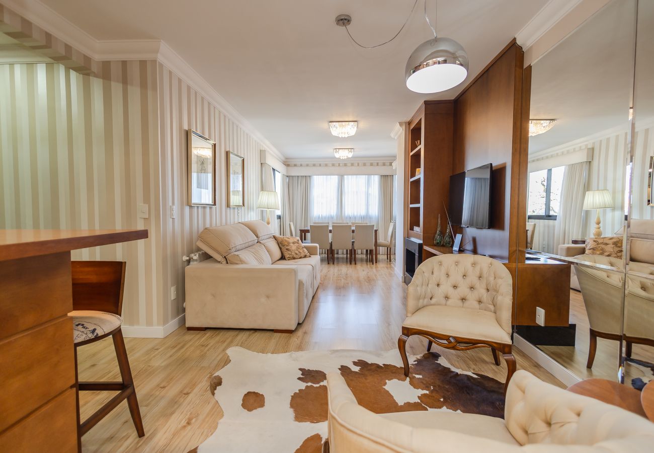 Apartamento em Gramado - Alto Padrão 2 dorm (1 suíte), a 150 m da R Coberta