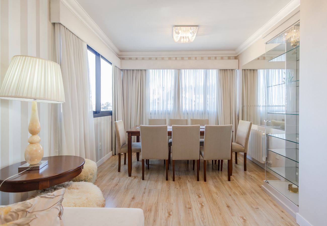 Apartamento em Gramado - Alto Padrão 2 dorm (1 suíte), a 150 m da R Coberta