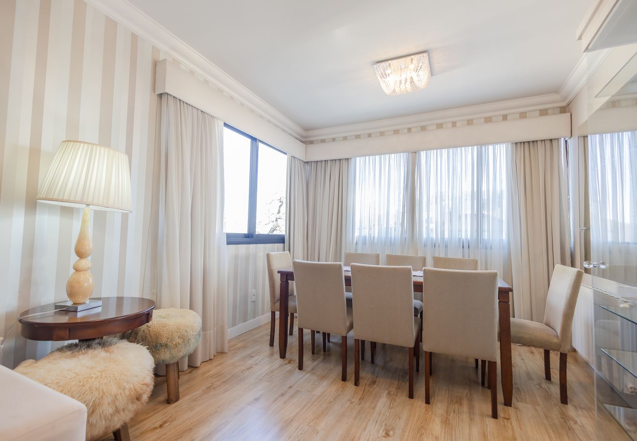 Apartamento em Gramado - Alto Padrão 2 dorm (1 suíte), a 150 m da R Coberta