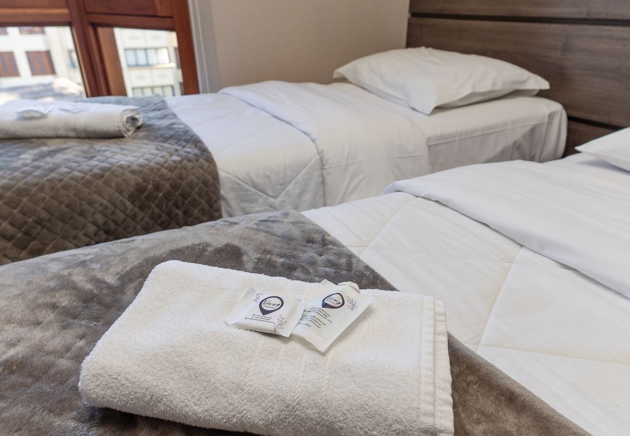 Apartamento em Gramado - Alto Padrão 2 dorm (1 suíte), a 150 m da R Coberta