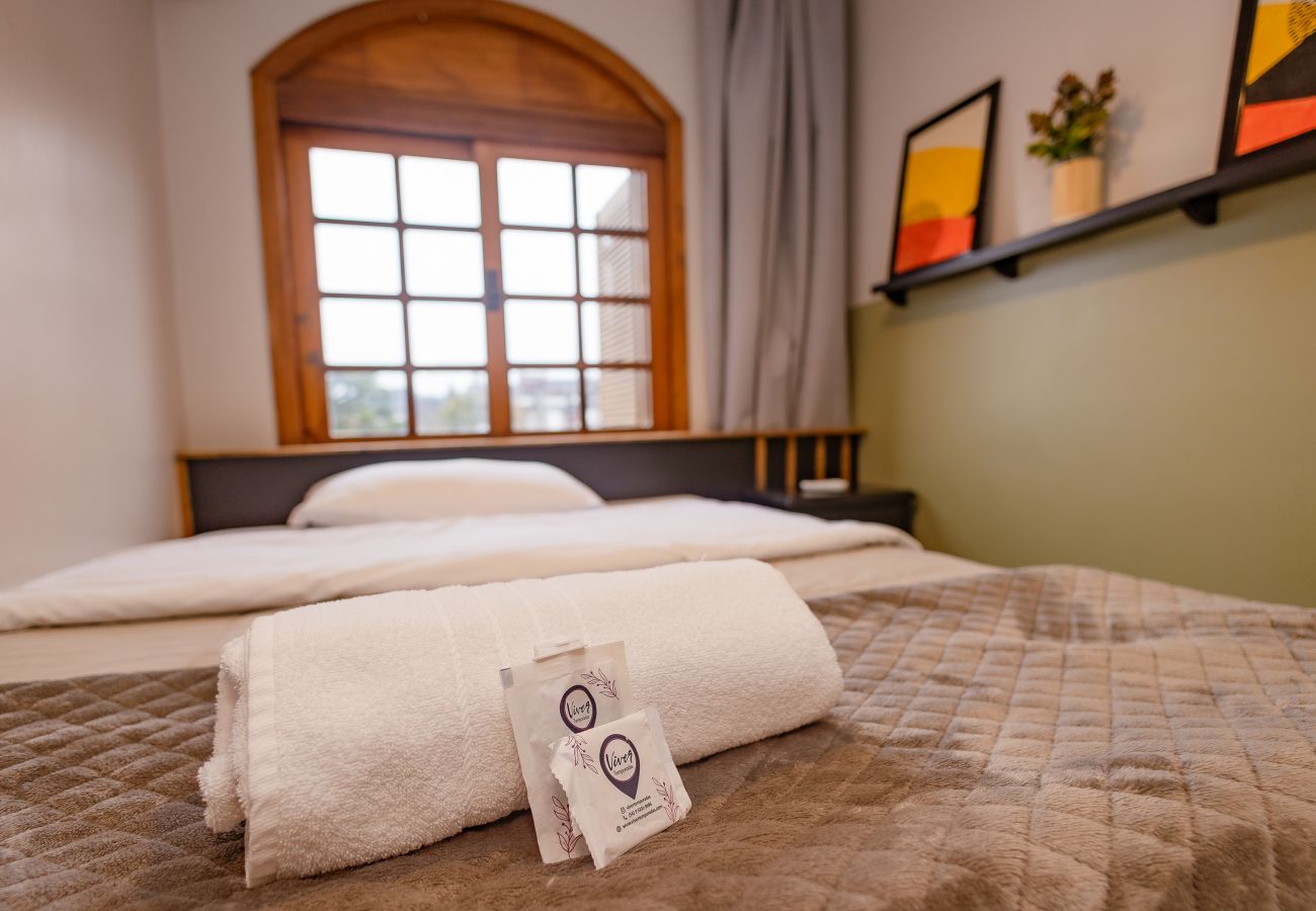 Apartamento em Gramado - Apto 4 quartos (2 suítes), 130 m da R Coberta