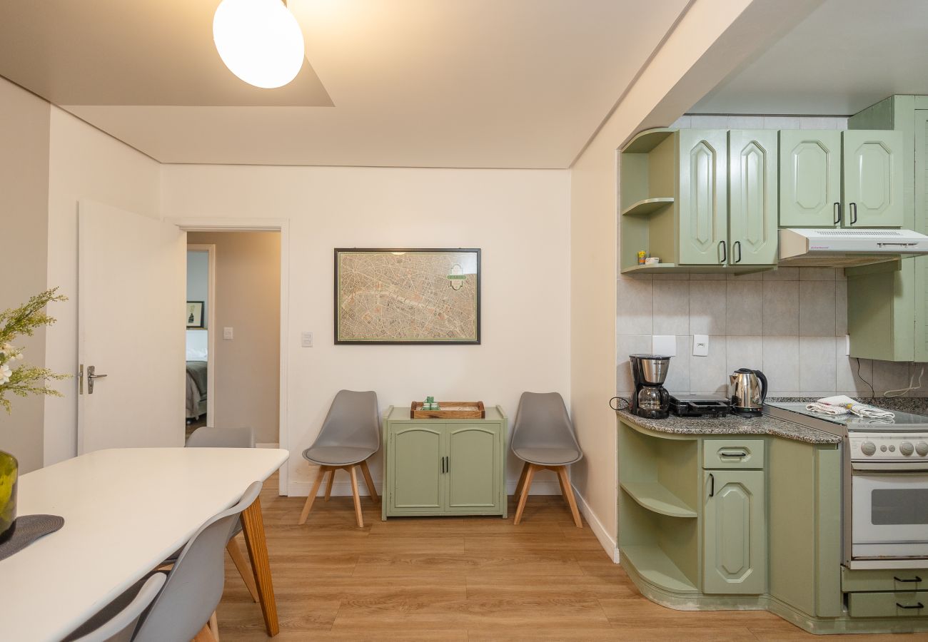 Apartamento em Gramado - Apto 4 quartos (2 suítes), 130 m da R Coberta