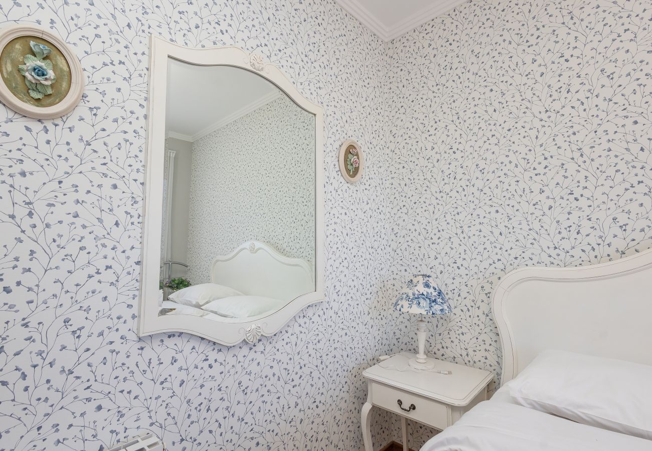 Apartamento em Gramado - 3D (1 suíte) a 400m da R Coberta