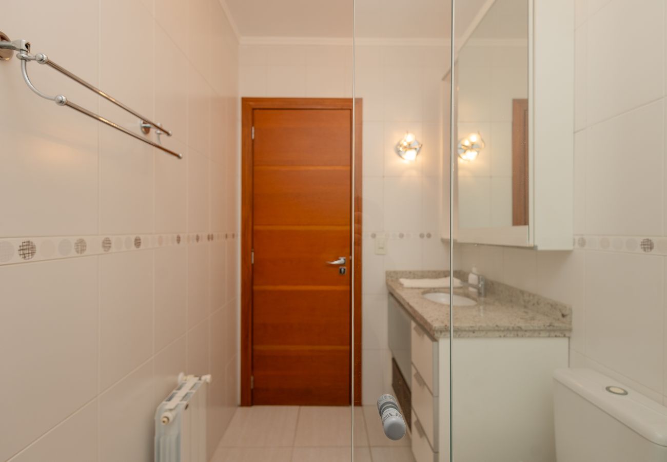 Apartamento em Gramado - 3D (1 suíte) a 400m da R Coberta