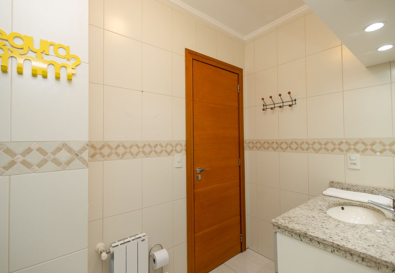 Apartamento em Gramado - 3D (1 suíte) a 400m da R Coberta