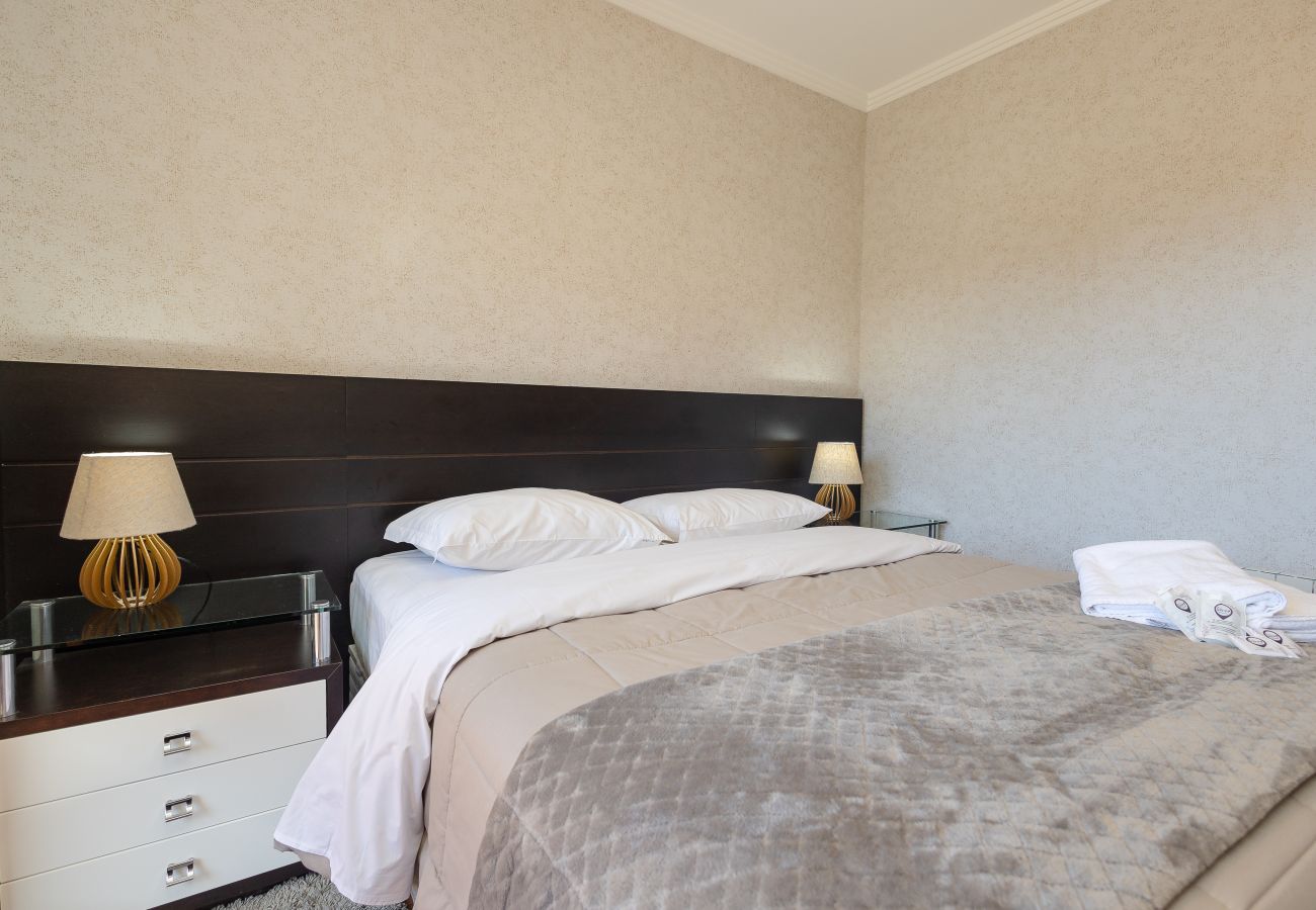 Apartamento em Gramado - 3D (1 suíte) a 400m da R Coberta