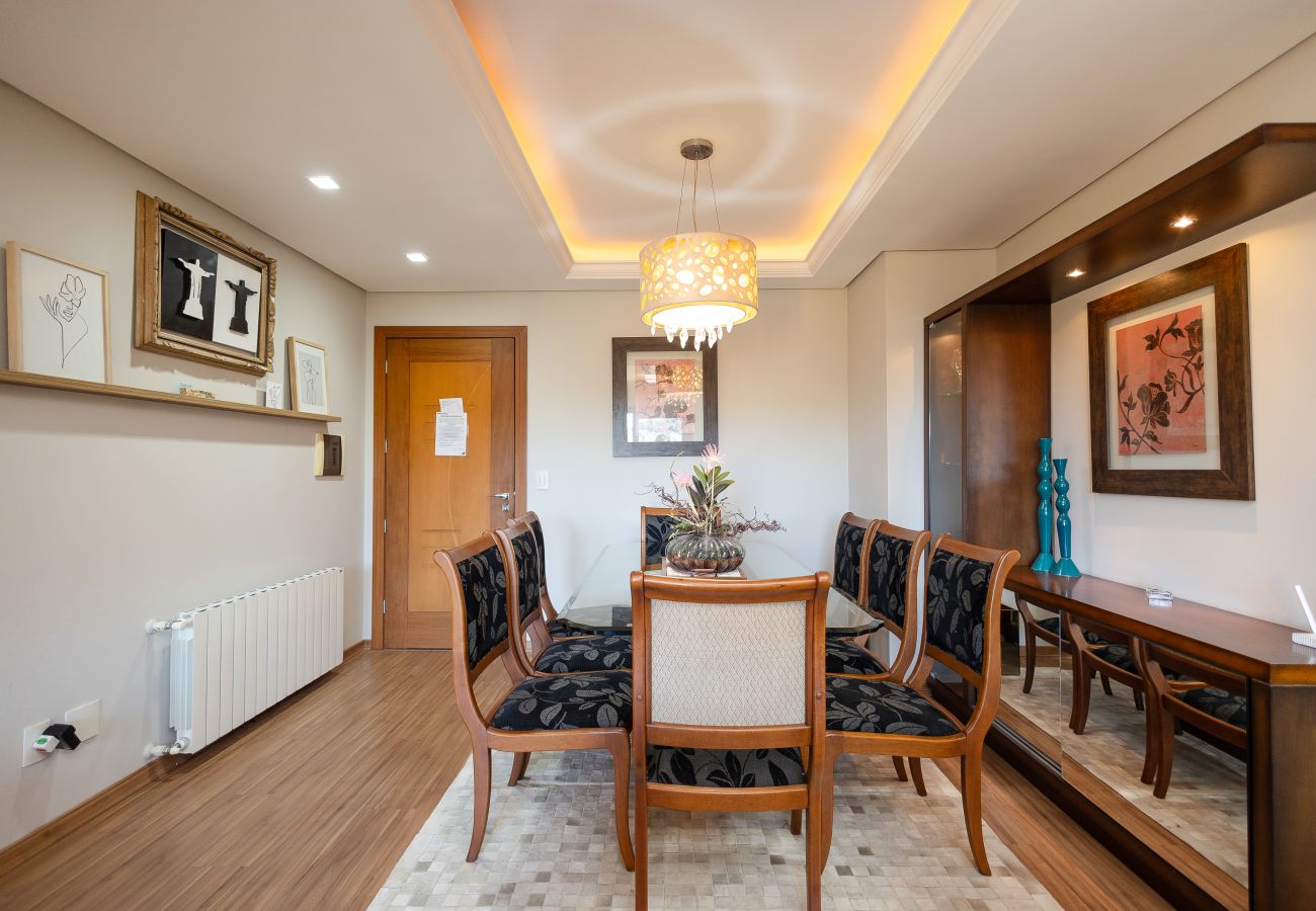 Apartamento em Gramado - 3D (1 suíte) a 400m da R Coberta