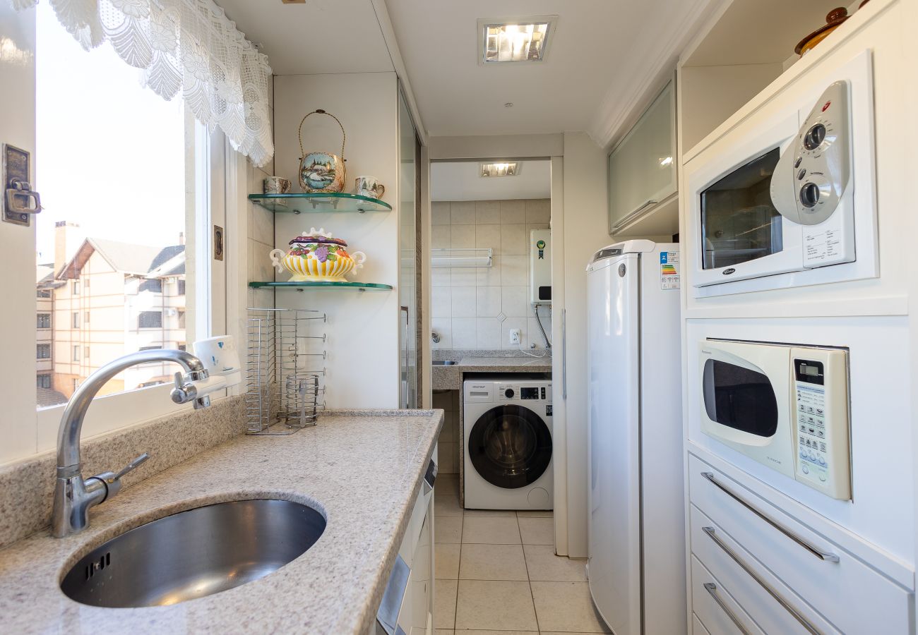 Apartamento em Gramado - DUPLEX, 4 suítes, 2 vagas no coração de Gramado